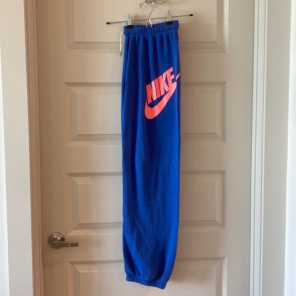 Nike Joggers Sweatpants Large